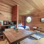 Lauralie Bed & Breakfast