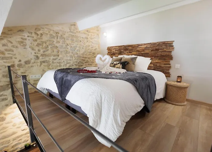 Lauralie 4* Mejannes-les-Ales